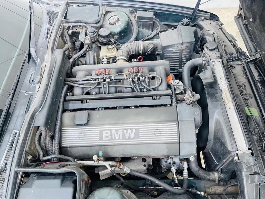 BMW SERIES5 525IA 2.4 ปี 1995 ดำ  6