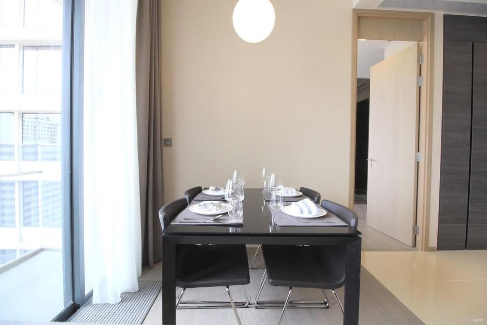 Luxury 2 bedroom unit in Asoke 3