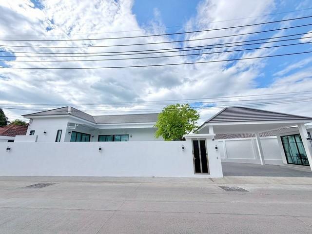 NEW พูลวิลล่าหรู ใกล้หาดจอมเทียน เพียง 1 กม. บ้านใหม่ สร้างเสร็จพร้อมโอน 1