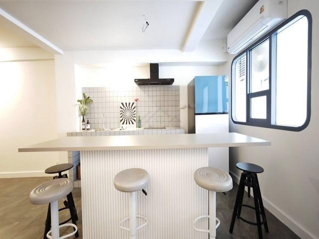 ให้เช่า ขาย ทาวน์เฮาส์ 2 ชั้น ซอยโชคชัย 4 ซอย 55 รีโนเวทใหม่ Fully Furnished พร้อมอยู่ 10