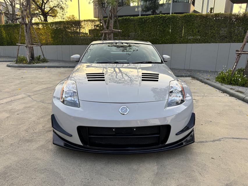 350z Nismo V2 เกียร์ AT สีเทา Crayon gray สภาพ100% ใหม่กริ๊ปสวยมาก รูปที่ 2