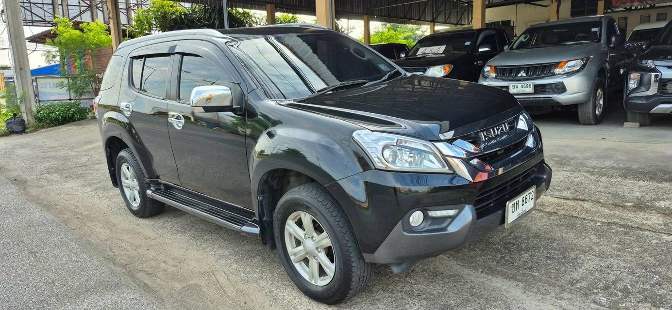 ช้าหมดอดแน่นอน! ‼️ MU-X 3.0 ตัวท็อป ขับ 4 (4x4) ปี 2015 ไมล์แสนต้นแท้ สภาพเนียนกริ๊บ หาอยู่รีบเลยครับ รูปย่อยที่ 2