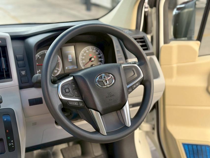 TOYOTA COMMUTER 2.8 Premium ป้ายแดง รูปที่ 7
