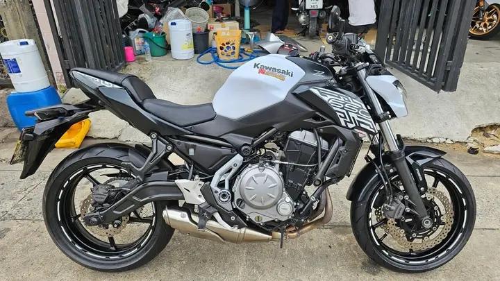 พร้อมขาย Kawasaki Z650 2