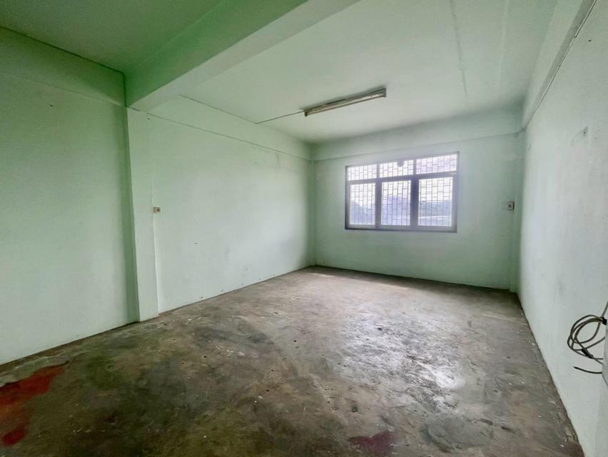 ให้เช่าอาคารพาณิชย์ 3.5 ชั้น 16 ตรว. ถ.ประชาอุทิศ 60-2 ใกล้โรงเรียนอิสลามวิทยาลัย 6