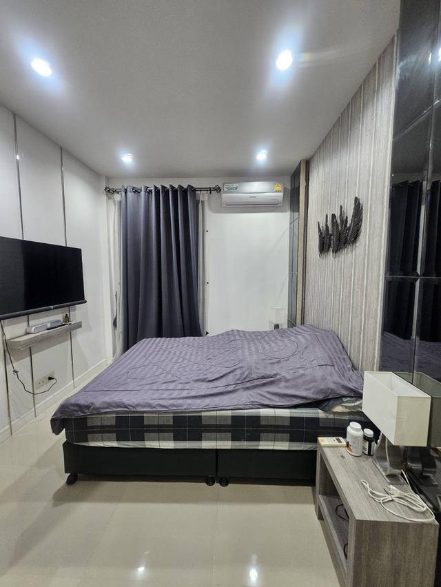 บ้าน ทาวน์โฮม 1.5 ชั้น พร้อมอยู่ 6