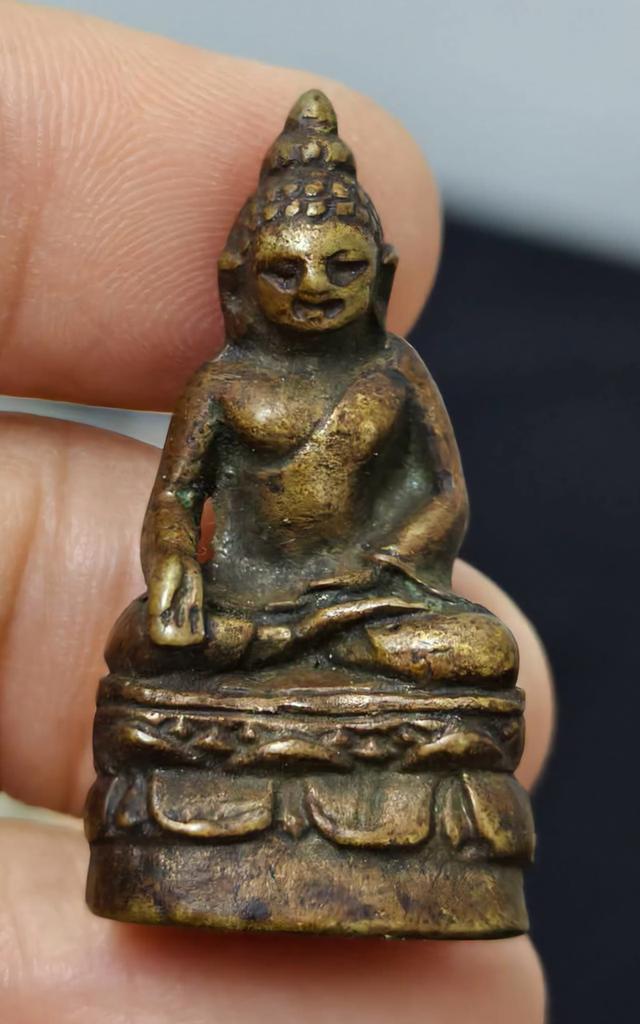 พระเครื่องและเครื่องราง