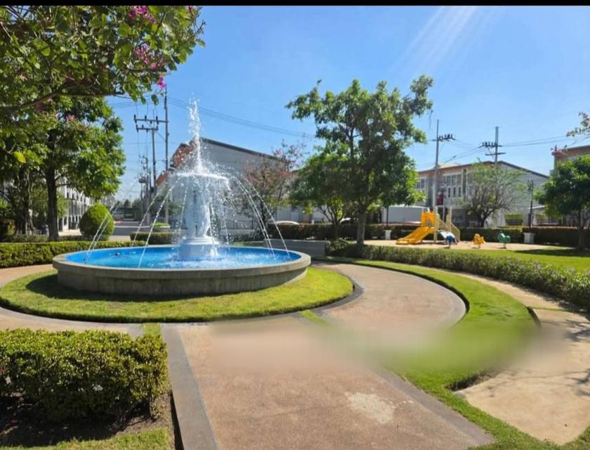 ให้เช่าทาวเฮ้าส์ 2 ชั้น หมู่บ้านโกเด้นทาวน์ พหลโยธิน-วิภาวดี ติดกับโรงกษาปณ์,ฟิวเจอร์ พื้นที่16.2ตร.ม. 2นอน 2น้ำ 2ที่จอดรถ เฟอร์และเครื่องใช้ไฟฟ้าคร 20