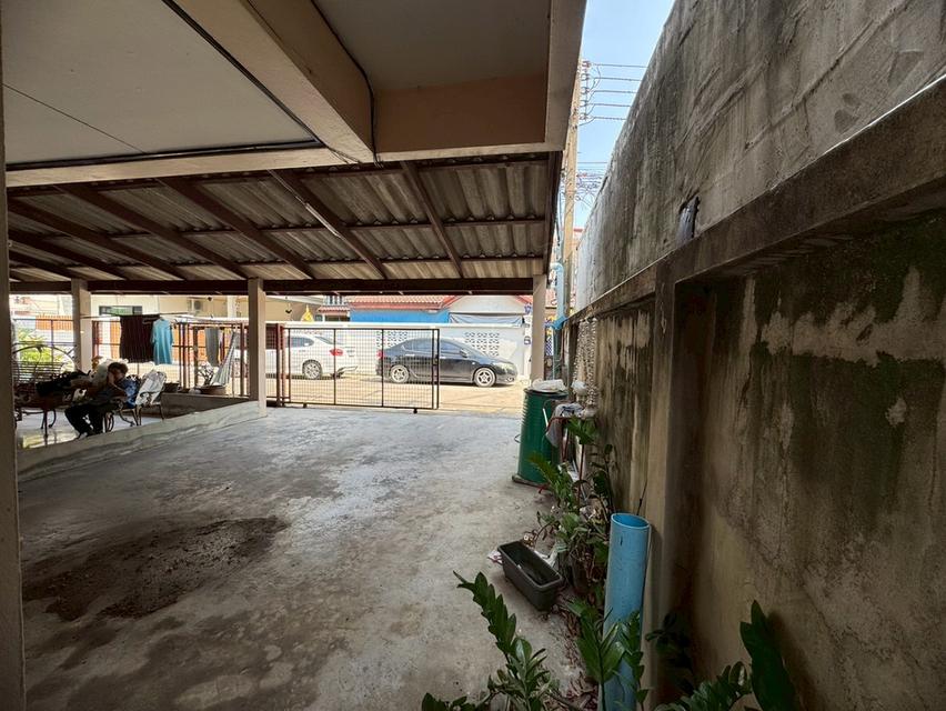 ขายบ้านเดี่ยว 2 ชั้น หมู่บ้านสังข์สิทธิ์ แยก 6 ใกล้ BTS สถานีโชคชัย 4 **ราคา 6.5 ล้าน** (N.2093) 5