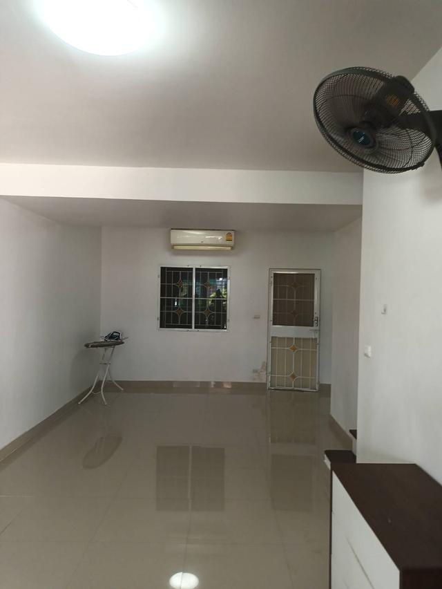 ทาวโฮมให้เช่าหลังเซ็นทรัลศาลายา 10,000 บาท/เดือน  ท/เดือน 4