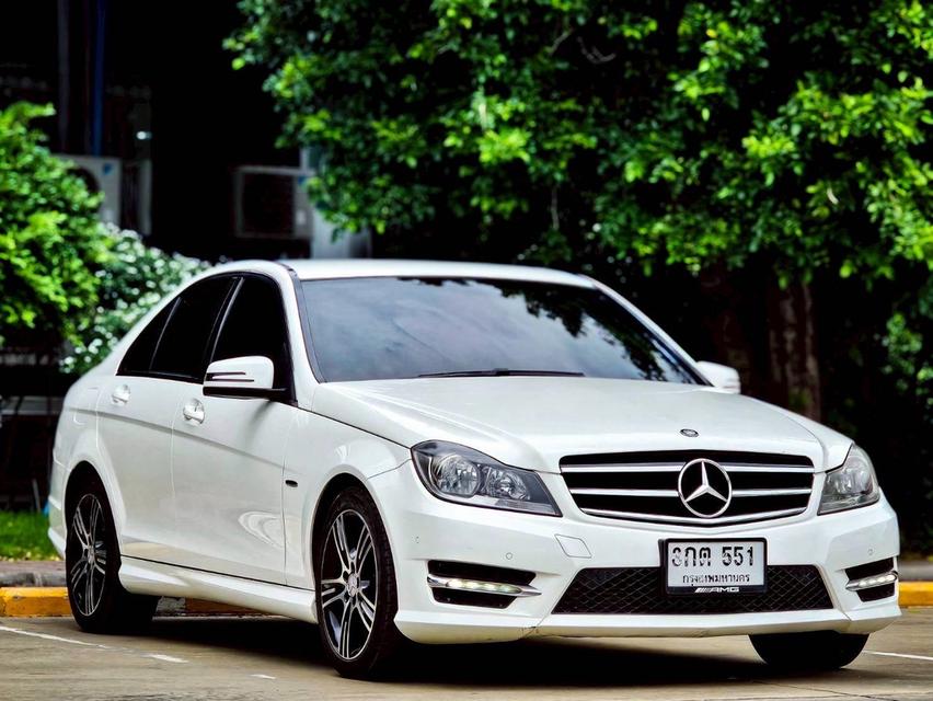 Mercedes benz 3