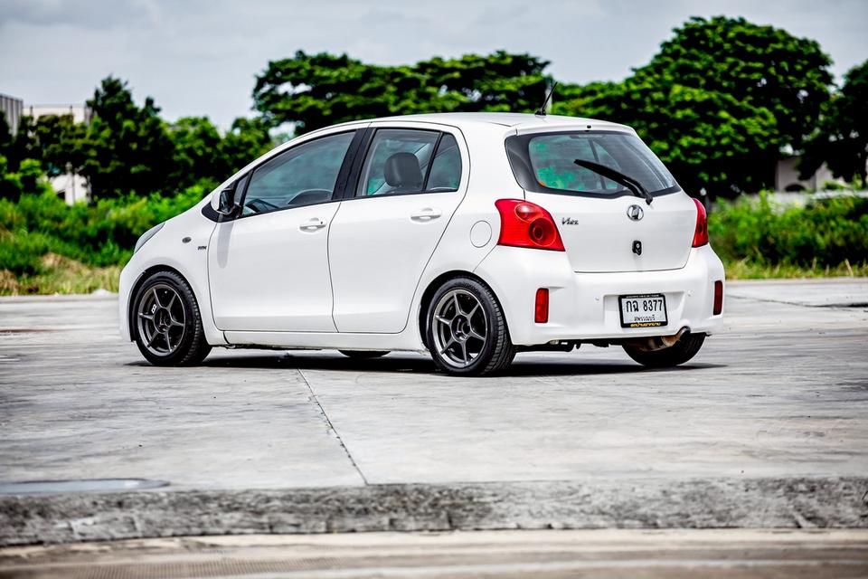 Toyota Yaris 1.5E ปี 2007 เกียร์ออโต้ สีขาว 9