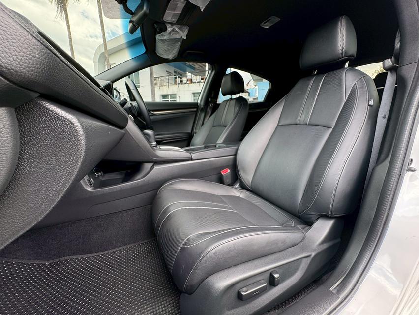 Honda Civic FK 1.5 Turbo ปี 2019 ไมล์ 32,xxx km 16