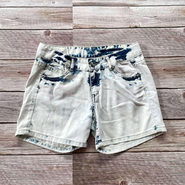 กางเกงยีนส์ขาสั้น มือสอง