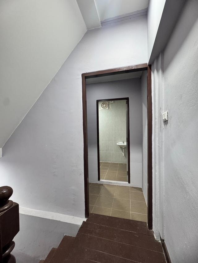 ให้เช่าอาคารพาณิชน์ 5 ชั้น ซอยพระยาศรี รีโนเวทใหม่พร้อมอยู่ (N.1939) 11