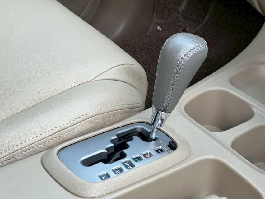Fortuner 7 ที่นั่ง เครื่องเบนซิน+CNG คุ้มสุดในงบสามแสน รูปที่ 18