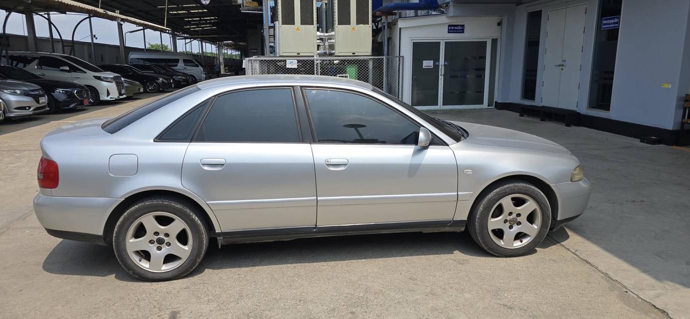รถ Audi A4 รถบ้าน สภาพดี รูปที่ 2