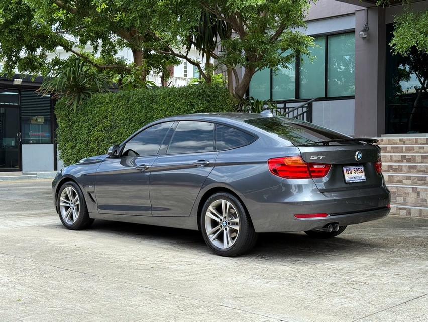 2017 BMW 320D GT SPORTLINE รถมือเดียวออกป้ายแดง รถวิ่งน้อย เข้าศูนย์ทุกระยะ ไม่เคยมีอุบัติเหตุครับ 6