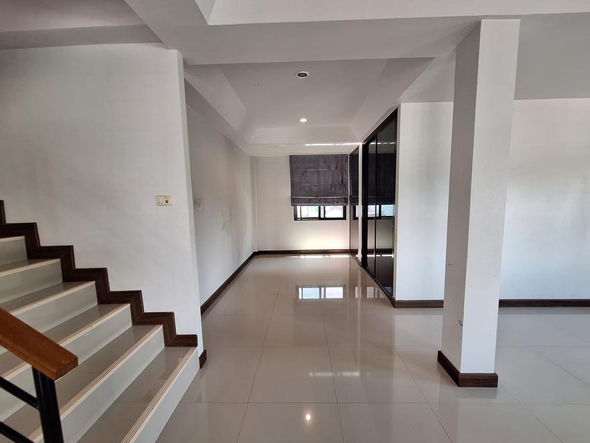 🏡 ให้เช่าบ้านเดี่ยวสองชั้น ในโครงการคุณภาพ ระบบรักษาความปลอดภัย 24 ชั่วโมง อยู่อุ่นใจ เป็นส่วนตัวทุกวัน 3