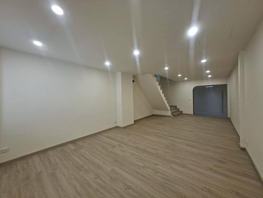 ขายทาวน์เฮ้าส์ 2 ชั้น ซอยอุดมสุข 47 รีโนเวทใหม่ทั้งหลังพร้อมอยู่ (N.1925) 4