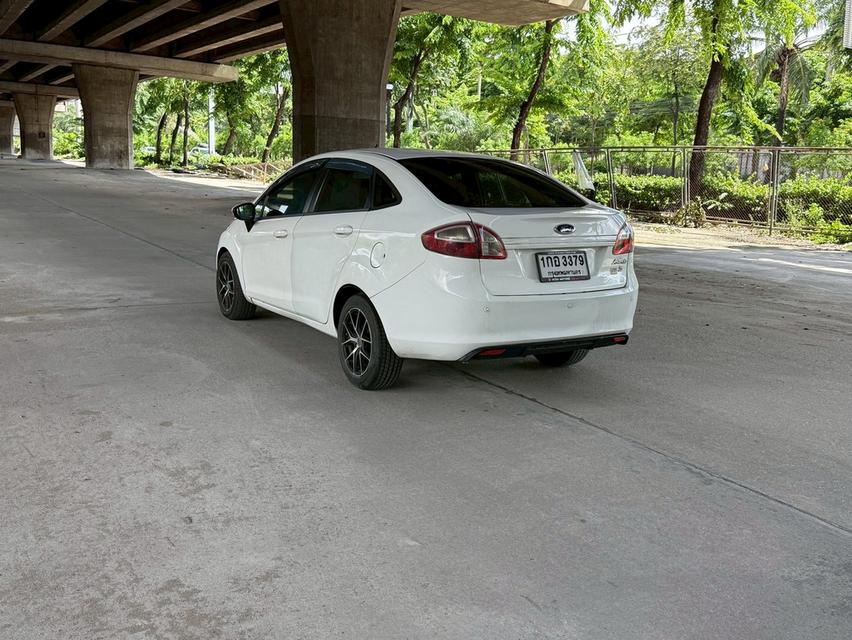 ขายรถ Ford Fiesta 1.5S ปี 2013 สีขาว เกียร์ออโต้ 6