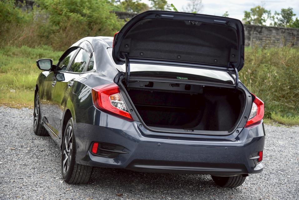 รหัสรถ CBL4581 HONDA CIVIC FC 1.8 EL AT 2016