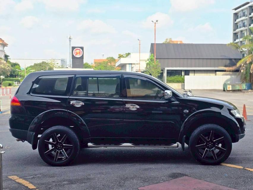 MITSUBISHI PAJERO SPORT 2.4 GLS เกียร์ M/T สีดำ ปี2013 6
