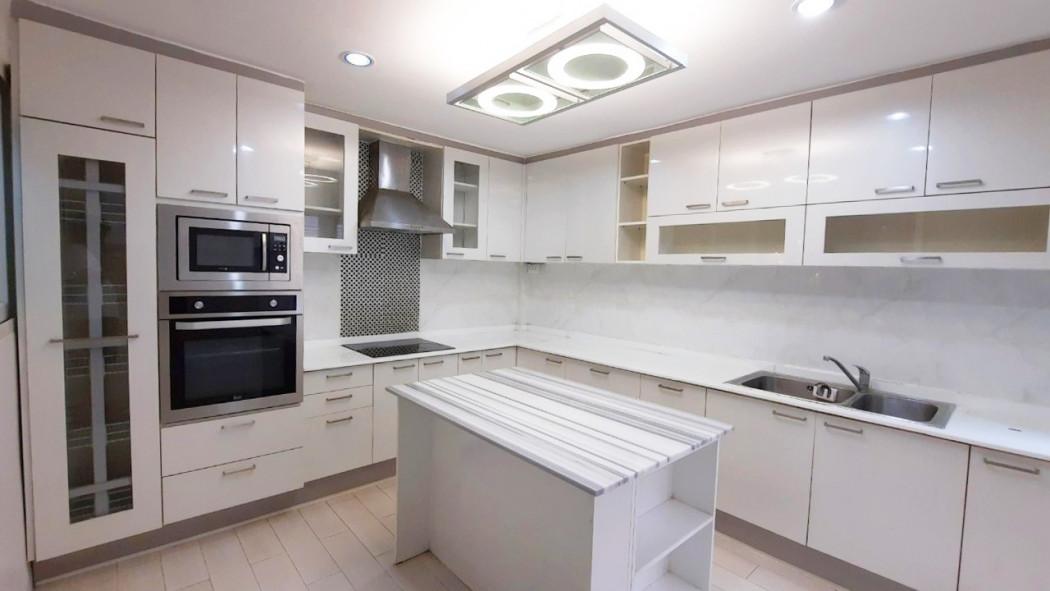 ขาย ทาวน์โฮม 4 ชั้น วราธรวิลล์ พัฒนาการ 44 31.5 ตร.วา 5 นอน 4 น้ำ รีโนเวทใหม่ เฟอร์และไฟฟ้าครบ พร้อมอยู่ ใกล้ BTS 4