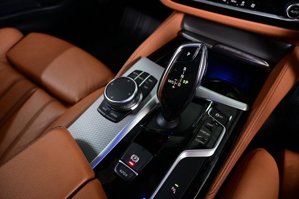รหัสรถ BK3579 🚘 BMW 520d M Sport (G30) ปี 2019 รูปที่ 14
