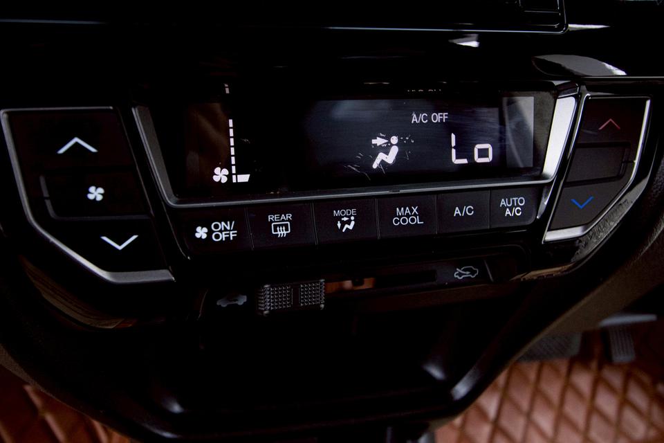 รหัสรถ 5B587 BR-V 1.5 SV 2020 12