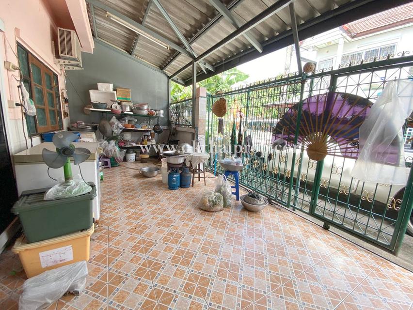 ทาวน์เฮ้าส์ หมู่บ้านเจริญสุข2 ถนนสรงประภา เขตดอนเมือง กรุงเทพฯ 2