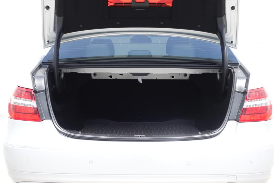 MERCEDES BENZ E250 CGI 1.8 Avantgarde (W212) ปี2012/2013 15
