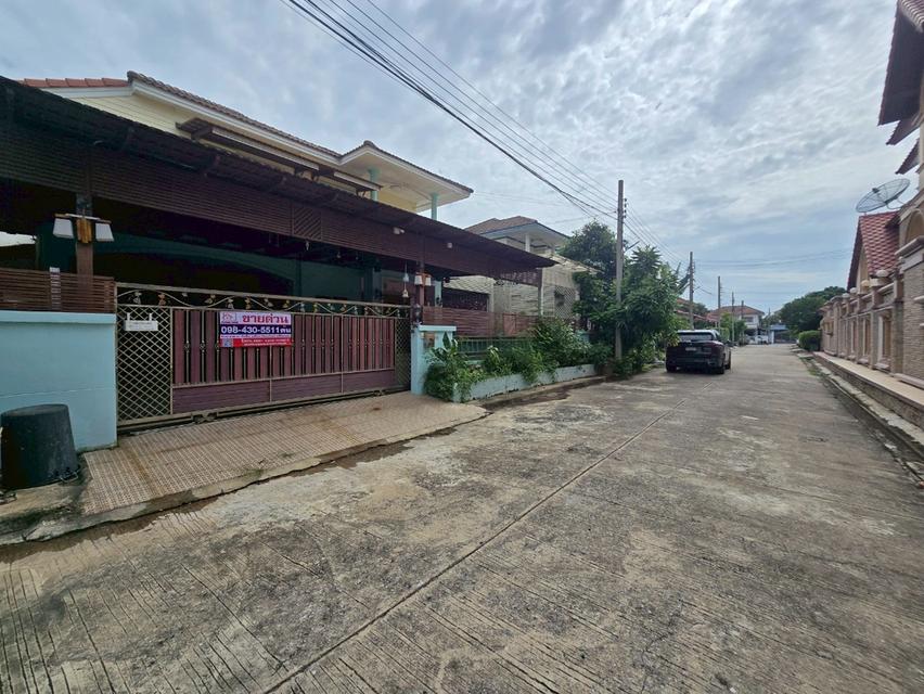 หมู่บ้านคุณาลัย บางใหญ่ ถนนกาญจนาภิเษก – บางบัวทอง ต.เสาธงหิน อ.บางใหญ่ จ.นนทบุรี 1