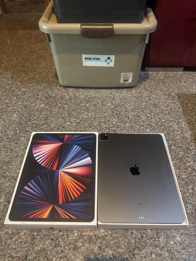 ขายๆๆๆถูกๆๆiPadPro12.9 M1 สีSpace Gray 256กิ๊กWifi Only มีกล่องอีมี่ตรงคับใช้งานดีทุกๆฟังชั่นสูนTrueทุกๆฟังชั่นรีสโตได้ตลอดไม่มีติดไอคราว Model TH/A (