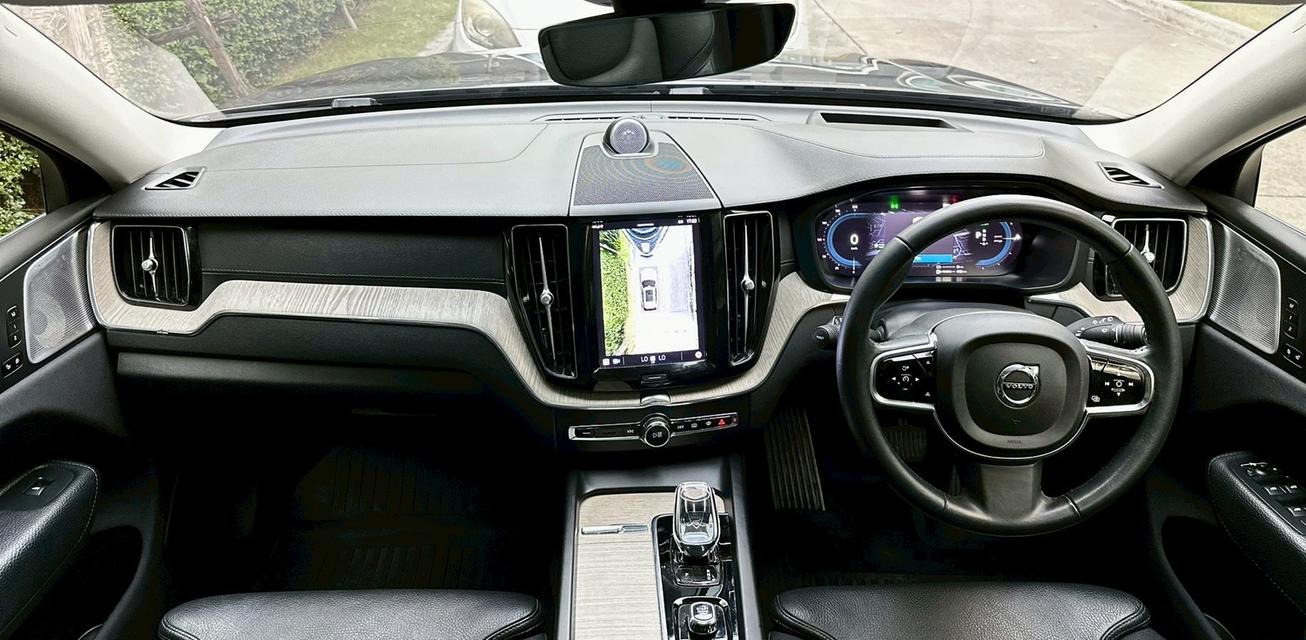 Volvo XC60 Recharge T8 AWD รูปที่ 3