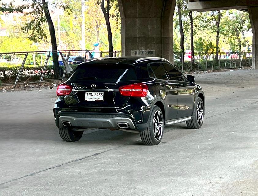 ขายรถ Benz GLA250 W156  ปี 2016 สีดำ เกียร์ออโต้ รูปที่ 4