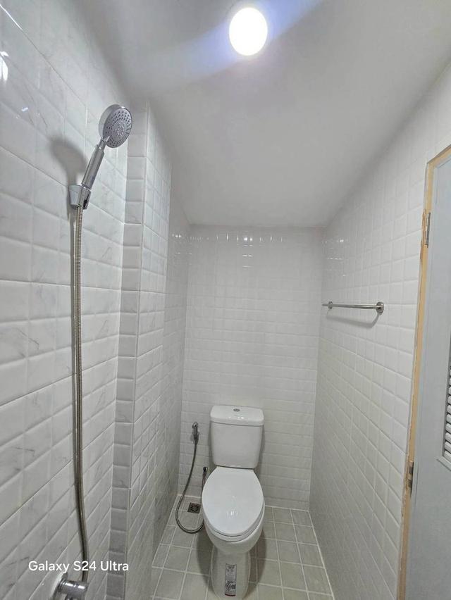 หมู่บ้านรัตนาวดี  จันทร์ทองเอี่ยม ทาวน์เฮาส์ 2 ชั้น ตกแต่งใหม่พร้อมอยู่ใกล้เซ็นทรัลเวตเกส ทำเลรถไฟฟ้าMRT เข้าออกได้ 2 ทาง ถนนกาญจนาภิเษกและแยกบางพลู 13
