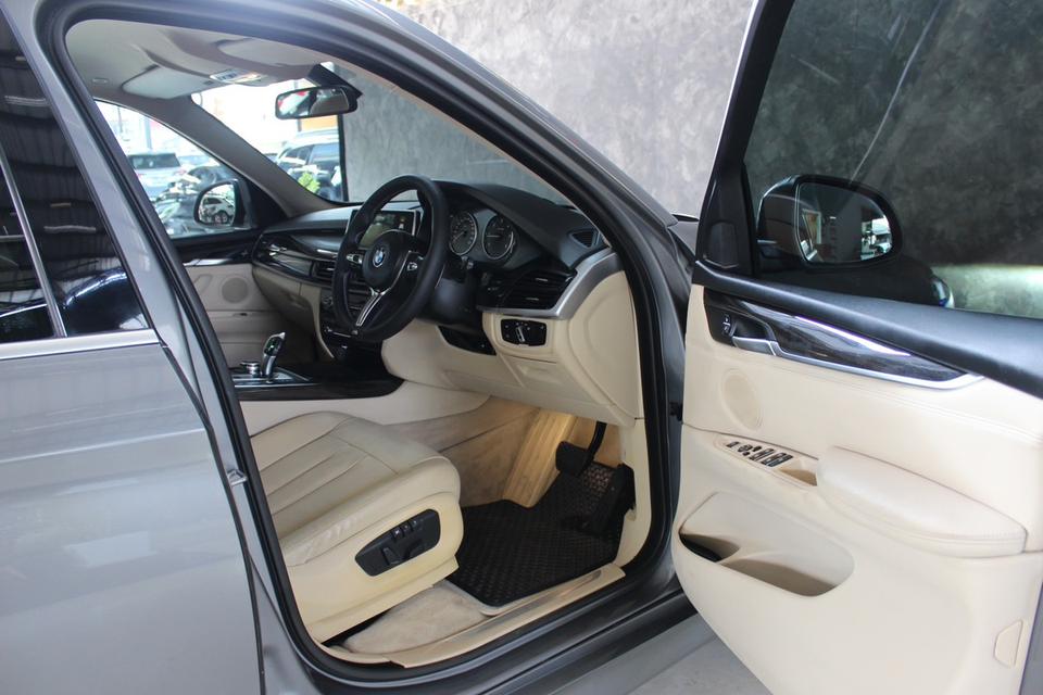 รหัสรถ JRS3634 🚙 BMW X5 sDrive25d – Facelift Look 2017 รูปที่ 19
