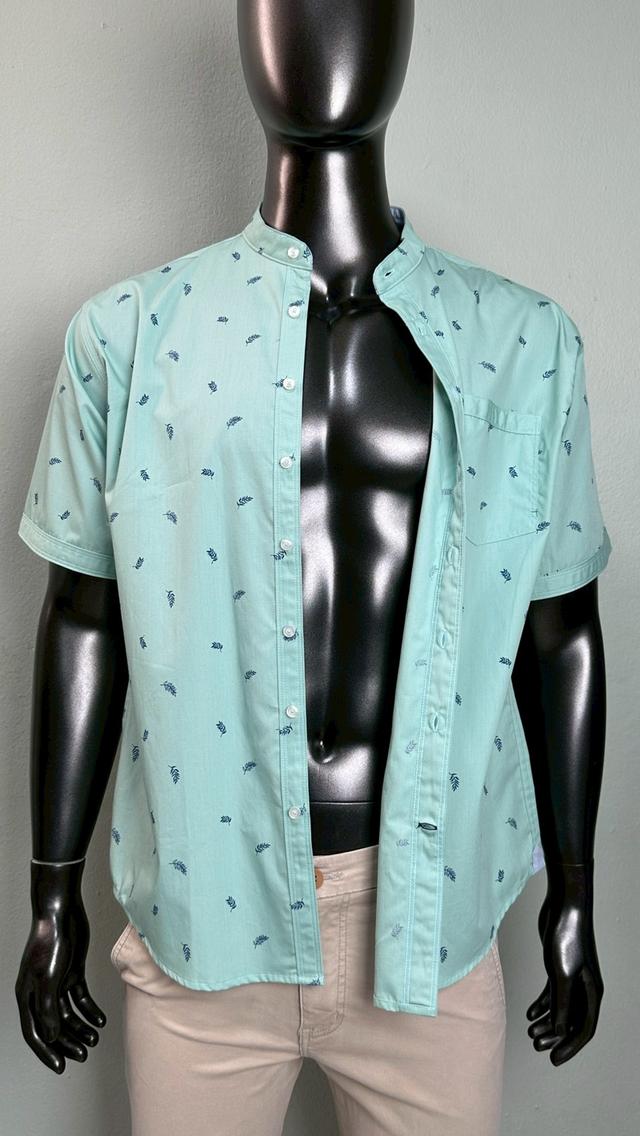 เสื้อเชิ้ตแขนสั้น พิมพ์ลาย รูปที่ 4