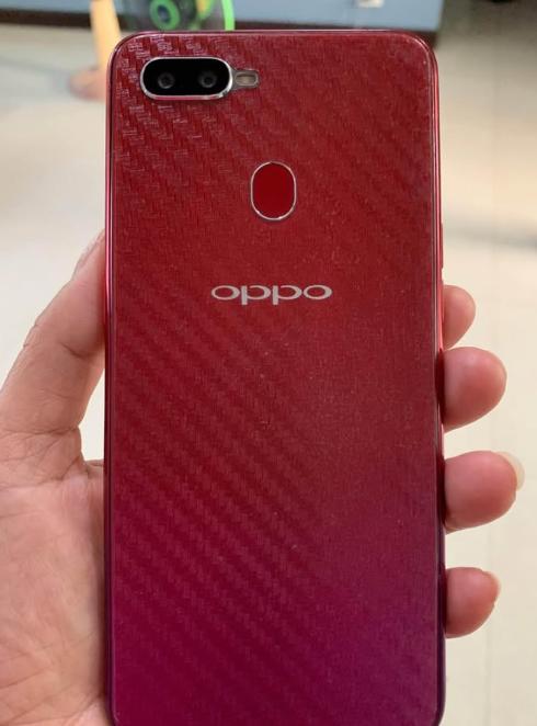 Oppo F9 มือสองสีแดง