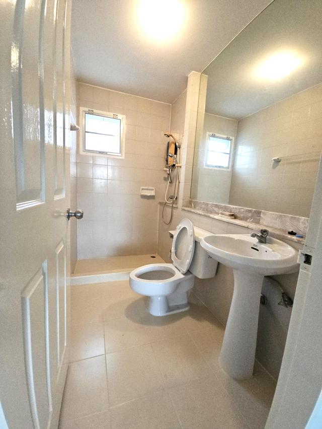 🏡🌳 🔥 ขาย/ให้เช่าด่วน! บ้านเดี่ยว 2 ชั้น คุณาลัย นาวาร่า-คลองสอง (73 ตร.ว. 3 นอน 3 น้ำ) พร้อมอยู่ เฟอร์ครบ โครงการพื้นที่สีเขียว 20 ไร่! ใกล้ตลาดไท/ 13