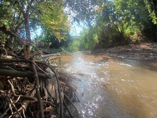 ที่ดินติดลำธารวิวเขาล้อมรอบ 1