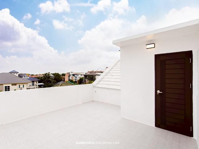 ขายทาวน์โฮม 3 ชั้น 28 ตร.ว. ถนนประดิษฐ์มนูธรรม 10 ซอยร่วมน้ำใจ รีโนเวทใหม่ทั้งหลัง 7