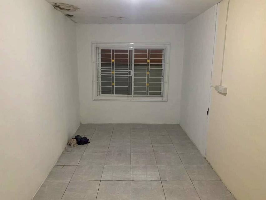 บ้านแฝด 2 ชั้น 3 ห้องนอน 3 ห้องน้ำ ใกล้ MRT บางพลู  ราคา 3.95 ล้าน เจ้าของขายเอง 4