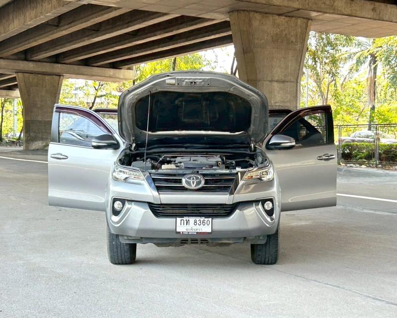 2016 Toyota Fortuner 2.4 V รถสวยมือเดียว รูปที่ 11