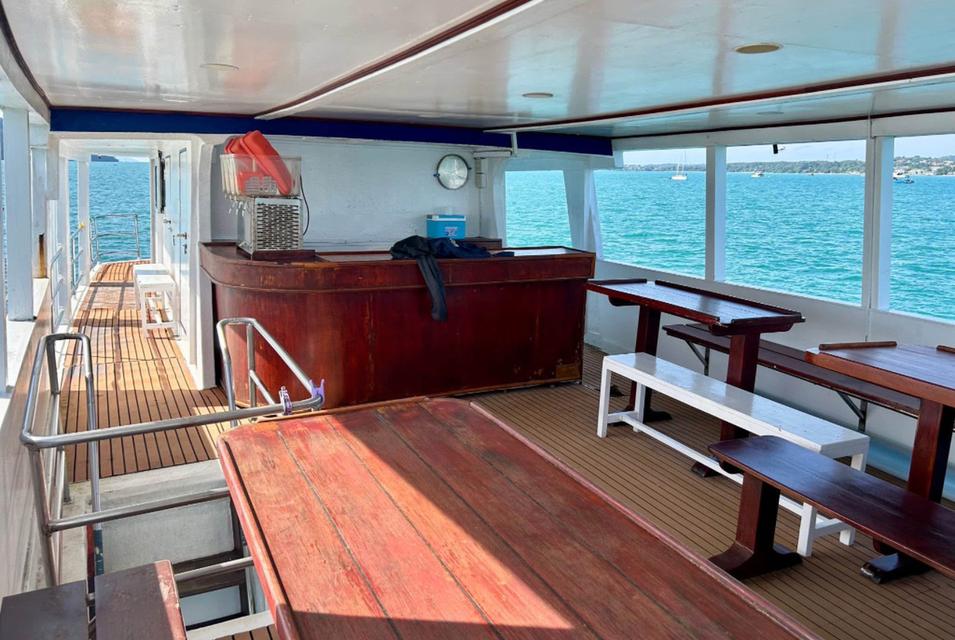 เรือยอร์ชท่องเที่ยว Liveaboard มือ 2 2