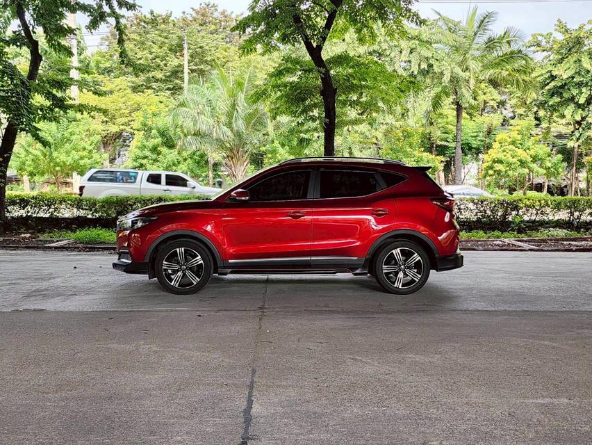 ขายรถ MG ZS 1.5X sunroof ปี 2020 สีแดง เกียร์ออโต้ 7