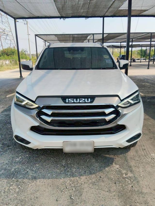 Isuzu Mu-x 3.0 Ultimate 2WD a/t ปี2022
