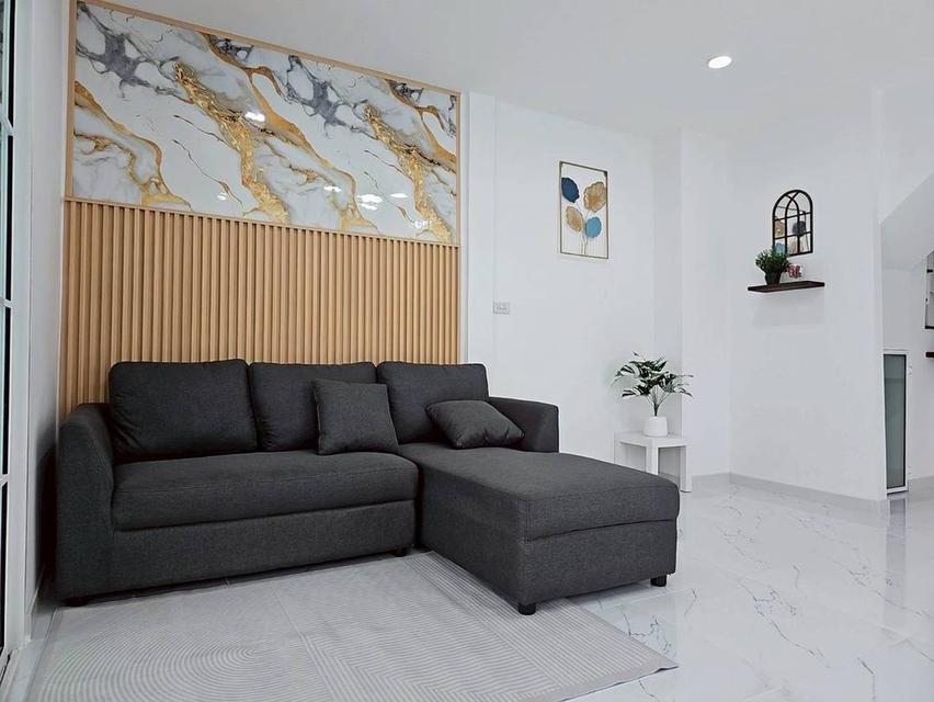 หมู่บ้านกานต์มณี 6