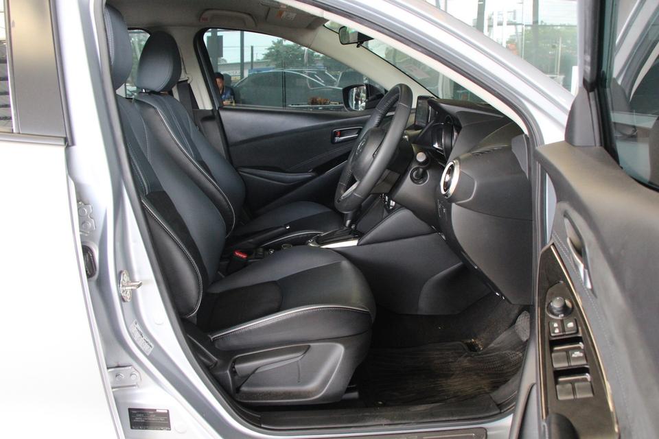 รหัสรถ TKG5081 MAZDA 2 1.3 S LEATHER SPORTS ปี 2020 14